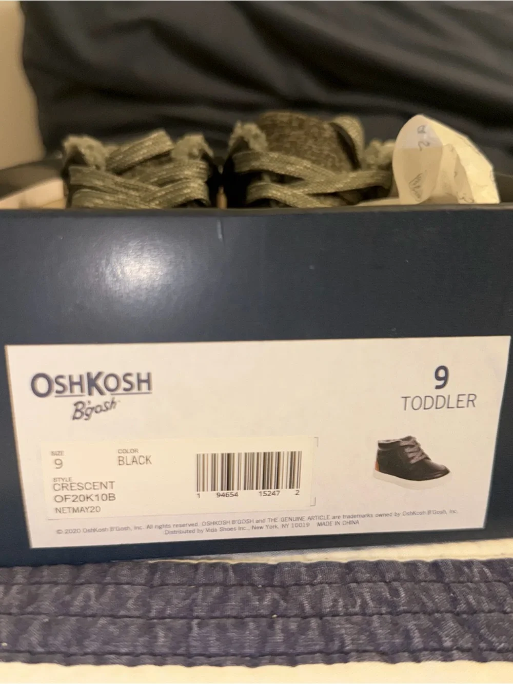 Toddler Black fur lined sneaker / boot